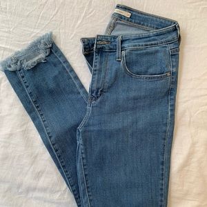 Levi’s 721 High Rise Skinny Jeans